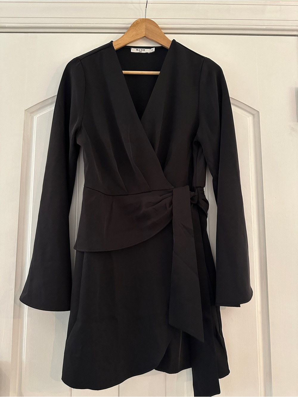 Na-kd Wrap Front Black Long-Sleeve Dress with Side Tie 38